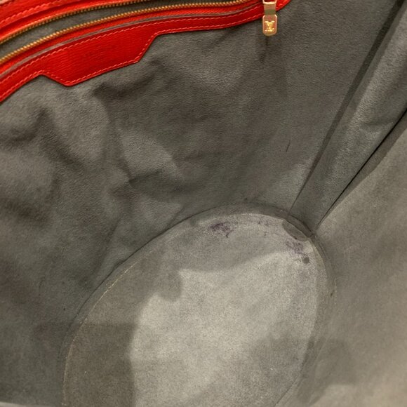 【9MK】 LV Red Epi St Jacques Tote Sku# 84008 (Gently Used, Crack/Split) - Picture 15 of 16